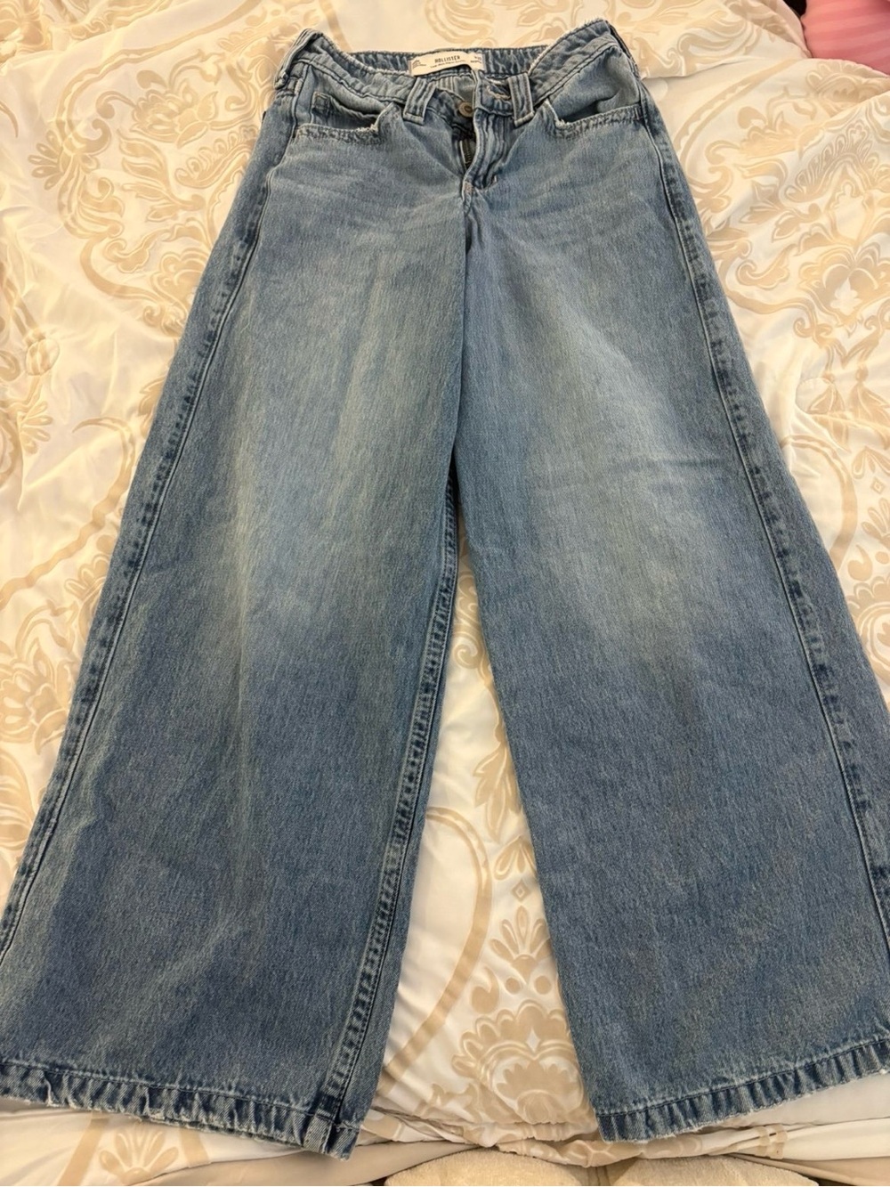 Hollister Washed Blue Wide-Leg Denim Jeans